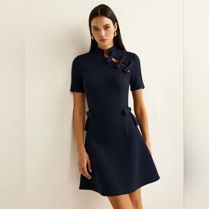Commense Large NWT Bow Cut-Out Stand Collar Short Sleeve Dress Navy